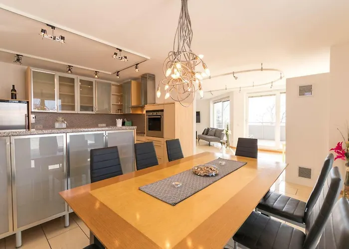 Ski-N-Lake - The Alps View Apartment